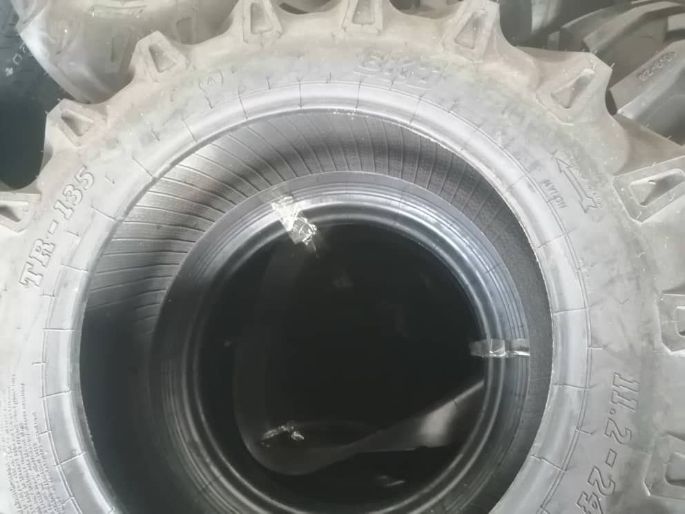 11.2-24  Tire  BKT  TR 135  plus tubes